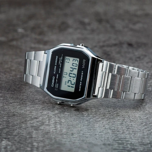 Чоловічий годинник CASIO RETRO A158WEA-1EF купити за ціною 2820 грн на сайті - THEWATCH