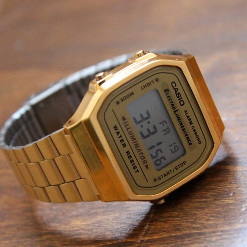 Чоловічий годинник CASIO RETRO A168WG-9EF купити за ціною 2940 грн на сайті - THEWATCH