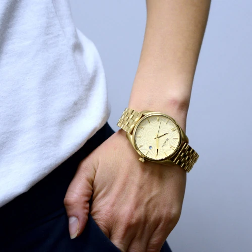 Жіночий годинник NIXON BULLET A418-502-00 купити за ціною 7130 грн на сайті - THEWATCH