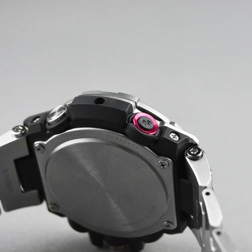 Чоловічий годинник CASIO G-SHOCK GST-B100D-1AER купити за ціною 26200 грн на сайті - THEWATCH