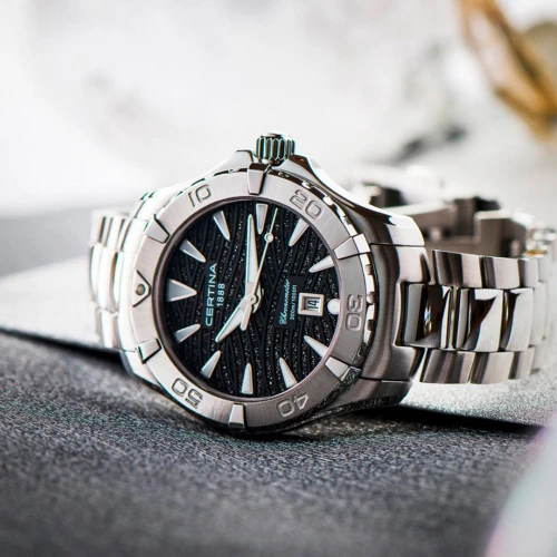 Жіночий годинник CERTINA AQUA DS ACTION LADY C032.251.11.051.09 купити за ціною 28880 грн на сайті - THEWATCH