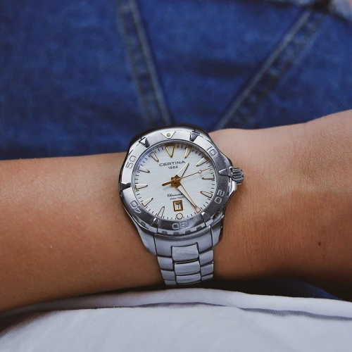 Женские наручные часы CERTINA AQUA DS ACTION LADY C032.251.11.011.01 купить по цене 28880 грн на сайте - THEWATCH