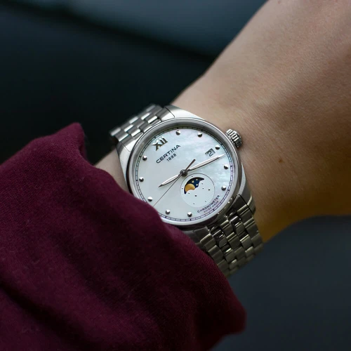 Жіночий годинник CERTINA URBAN DS-8 LADY MOON PHASE C033.257.11.118.00 купити за ціною 28260 грн на сайті - THEWATCH