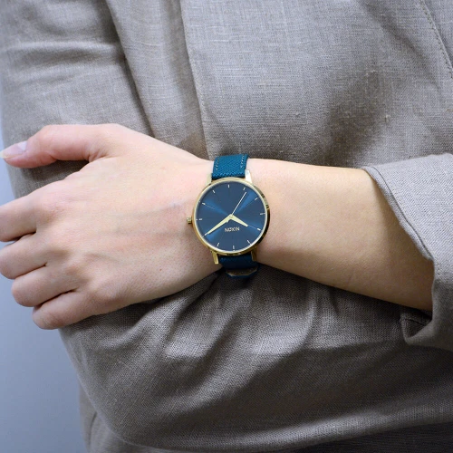 Жіночий годинник NIXON KENSINGTON A108-2816-00 купити за ціною 4800 грн на сайті - THEWATCH