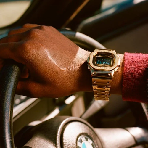 Чоловічий годинник CASIO G-SHOCK GMW-B5000GD-9ER купити за ціною 36640 грн на сайті - THEWATCH
