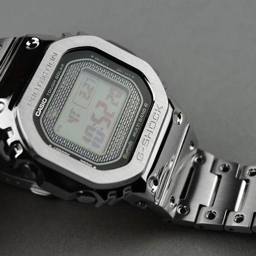 Чоловічий годинник CASIO G-SHOCK GMW-B5000D-1ER купити за ціною 33570 грн на сайті - THEWATCH