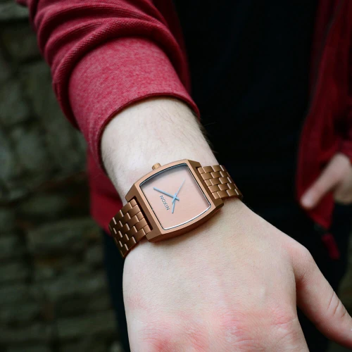 Чоловічий годинник NIXON TIME TRACKER A1245-3165-00 купити за ціною 5230 грн на сайті - THEWATCH