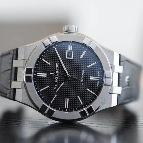Чоловічий годинник MAURICE LACROIX AIKON AUTOMATIC 42MM AI6008-SS001-330-1 купити за ціною 118600 грн на сайті - THEWATCH