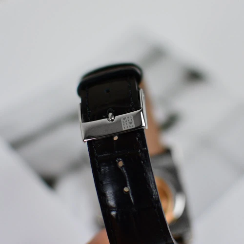 Чоловічий годинник FREDERIQUE CONSTANT CLASSICS CARRÉE AUTOMATIC FC-310MC4S36 купити за ціною 75050 грн на сайті - THEWATCH