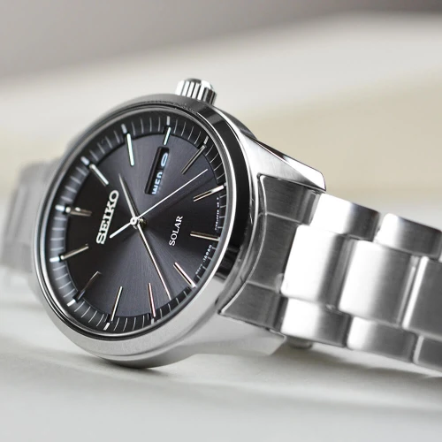 Чоловічий годинник SEIKO CS SPORTS SNE527P1 купити за ціною 14100 грн на сайті - THEWATCH