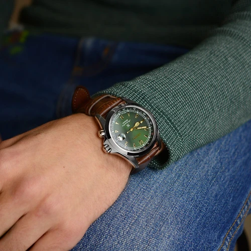 Чоловічий годинник SEIKO PROSPEX ALPINIST SPB121J1 купити за ціною 39400 грн на сайті - THEWATCH