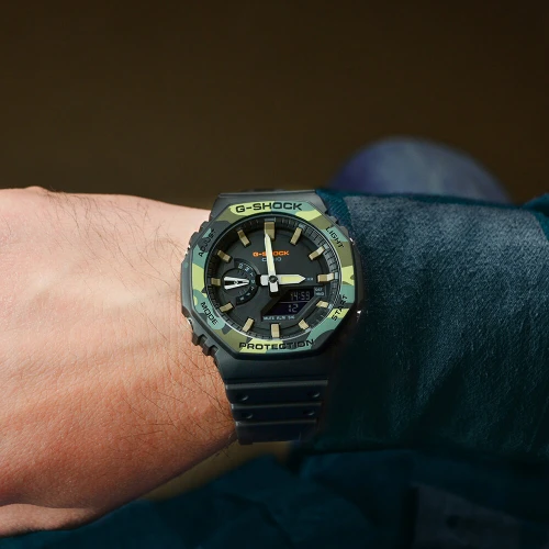 Чоловічий годинник CASIO G-SHOCK GA-2100SU-1AER купити за ціною 7420 грн на сайті - THEWATCH