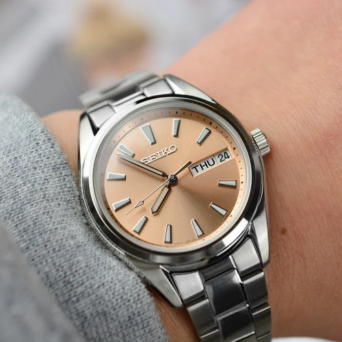 Жіночий годинник SEIKO CS SPORTS SUR351P1 купити за ціною 12600 грн на сайті - THEWATCH