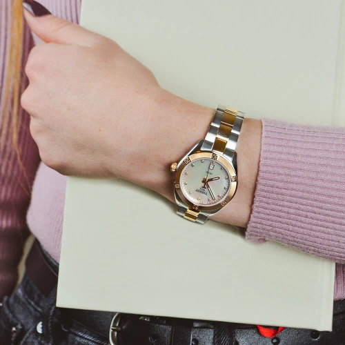 Жіночий годинник TISSOT PR 100 SPORT CHIC T101.910.22.116.00 купити за ціною 29650 грн на сайті - THEWATCH