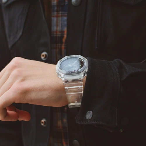 Чоловічий годинник CASIO G-SHOCK GA-2100SKE-7AER купити за ціною 7970 грн на сайті - THEWATCH