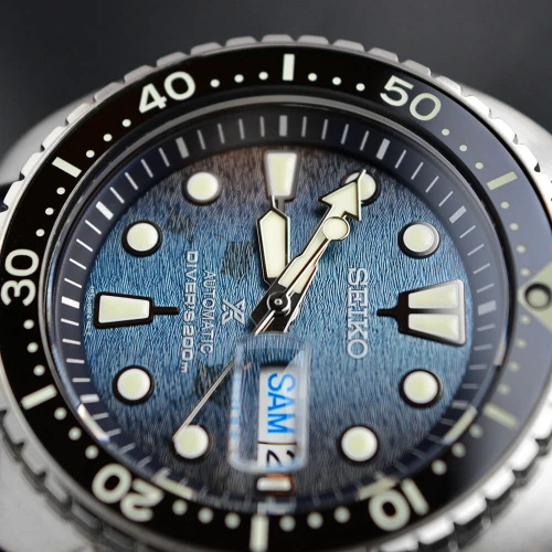 Чоловічий годинник SEIKO PROSPEX KING TURTLE SAVE THE OCEAN DARK MANTA RAY SRPF77K1 купити за ціною 30800 грн на сайті - THEWATCH