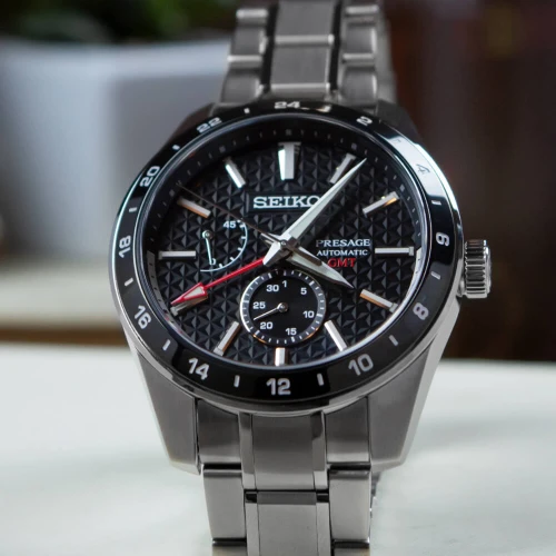 Чоловічий годинник SEIKO PRESAGE SHARP EDGED GMT SUMI-IRO SPB221J1 купити за ціною 75800 грн на сайті - THEWATCH