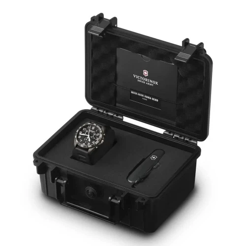 Чоловічий годинник VICTORINOX SWISS ARMY FIELDFORCE V241926.1 купити за ціною 33377 грн на сайті - THEWATCH