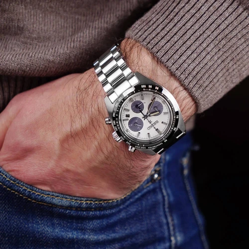 Чоловічий годинник SEIKO PROSPEX SPEEDTIMER 1969 RE-CREATION SSC813P1 купити за ціною 34300 грн на сайті - THEWATCH