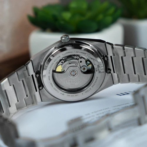 Чоловічий годинник TISSOT PRX T137.407.11.051.00 купити за ціною 38510 грн на сайті - THEWATCH