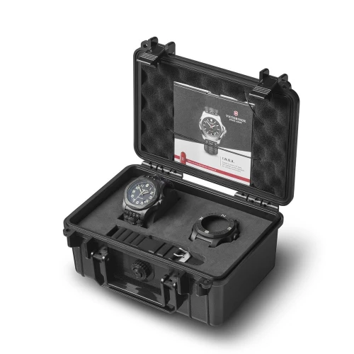 Чоловічий годинник VICTORINOX SWISS ARMY INOX V241859 купити за ціною 45129 грн на сайті - THEWATCH