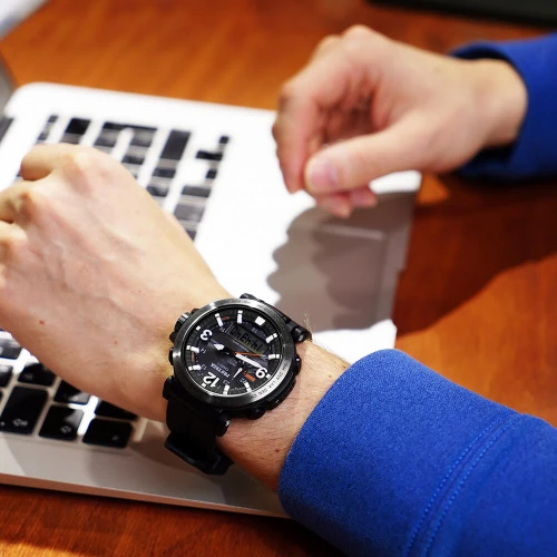 Чоловічий годинник CASIO PRO TREK PRW-6611Y-1ER купити за ціною 24380 грн на сайті - THEWATCH