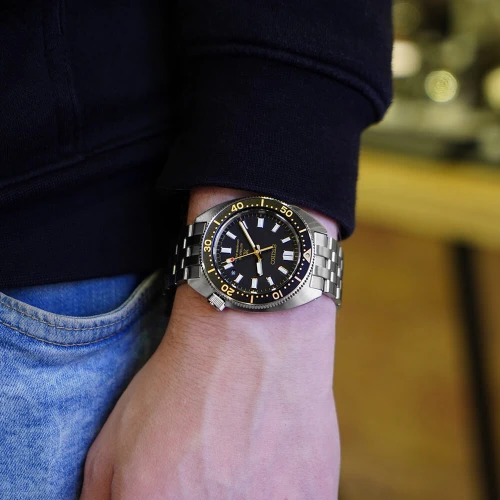 Чоловічий годинник SEIKO PROSPEX HERITAGE TURTLE 1968 RE-INTERPRETATION SPB315J1 купити за ціною 60600 грн на сайті - THEWATCH