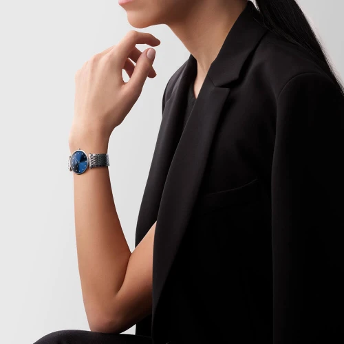 Жіночий годинник LONGINES LA GRANDE CLASSIQUE DE LONGINES L4.709.4.97.6 купити за ціною 87230 грн на сайті - THEWATCH