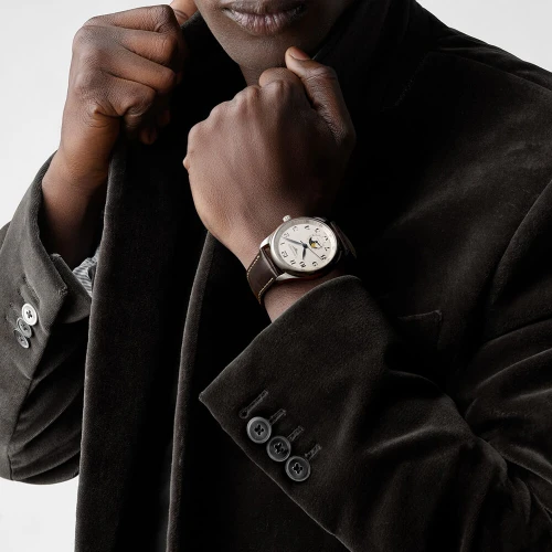 Чоловічий годинник LONGINES MASTER COLLECTION L2.909.4.78.3 купити за ціною 152650 грн на сайті - THEWATCH