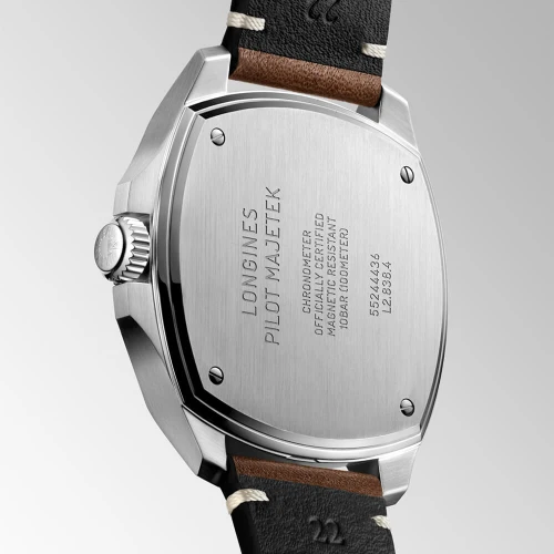 Чоловічий годинник LONGINES HERITAGE AVIGATION PILOT MAJETEK BOX EDITION L2.838.4.53.9 купити за ціною 227420 грн на сайті - THEWATCH