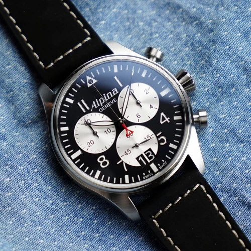 Чоловічий годинник ALPINA STARTIMER PILOT QUARTZ CHRONOGRAPH BIG DATE AL-372NS4S6 купити за ціною 45420 грн на сайті - THEWATCH