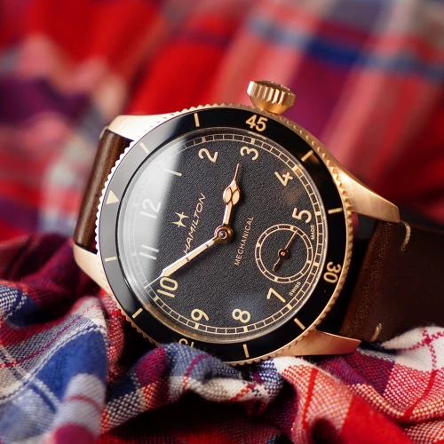 Чоловічий годинник HAMILTON KHAKI AVIATION PILOT PIONEER BRONZE H76709530 купити за ціною 86720 грн на сайті - THEWATCH