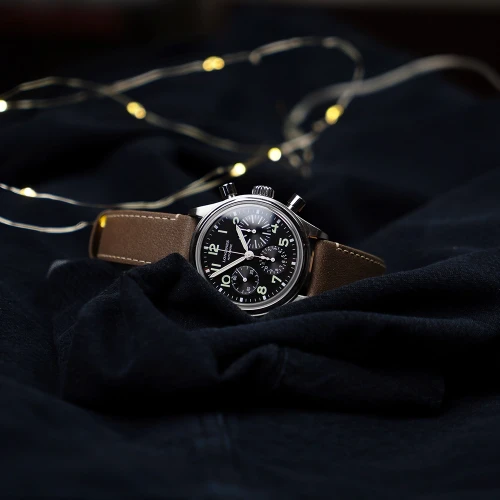 Чоловічий годинник LONGINES HERITAGE AVIGATION BIGEYE L2.816.4.53.2 купити за ціною 174460 грн на сайті - THEWATCH