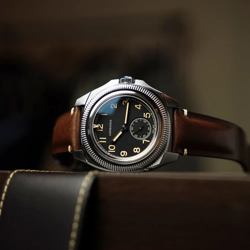 Чоловічий годинник LONGINES HERITAGE AVIGATION PILOT MAJETEK BOX EDITION L2.838.4.53.9 купити за ціною 227420 грн на сайті - THEWATCH