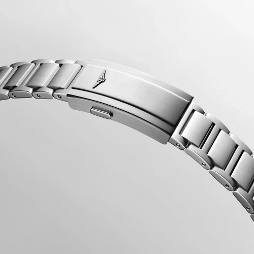 Чоловічий годинник LONGINES HYDROCONQUEST GMT L3.790.4.06.6 купити за ціною 174460 грн на сайті - THEWATCH