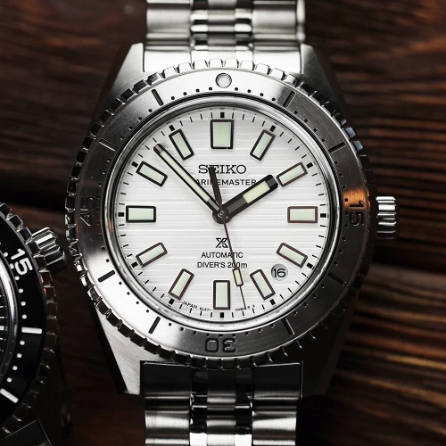 Мужские наручные часы SEIKO PROSPEX 100TH ANNIVERSARY MARINEMASTER 1965 DIVER'S MODERN RE-INTERPRETATION LIMITED EDITION SJE097J1 купить по цене 171700 грн на сайте - THEWATCH