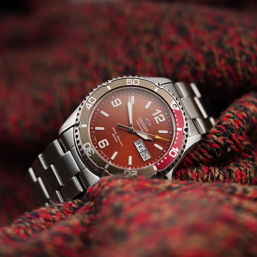 Чоловічий годинник ORIENT MAKO RA-AA0820R19B купити за ціною 18400 грн на сайті - THEWATCH