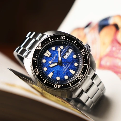 Мужские наручные часы SEIKO PROSPEX KING TURTLE SAVE THE OCEAN MANTA RAY SRPE39K1 купить по цене 32300 грн на сайте - THEWATCH