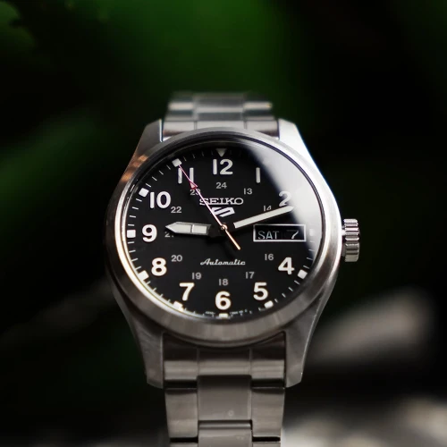 Чоловічий годинник SEIKO 5 SPORTS SRPJ81K1 купити за ціною 15700 грн на сайті - THEWATCH