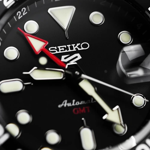 Чоловічий годинник SEIKO 5 SPORTS GMT SSK001K1 купити за ціною 24700 грн на сайті - THEWATCH