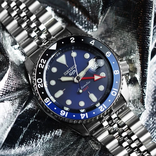 Чоловічий годинник SEIKO 5 SPORTS GMT SSK003K1 купити за ціною 24700 грн на сайті - THEWATCH