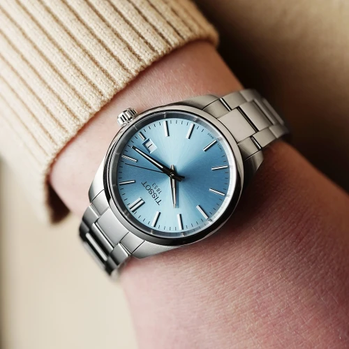 Жіночий годинник TISSOT PR 100 34MM T150.210.11.351.00 купити за ціною 16200 грн на сайті - THEWATCH