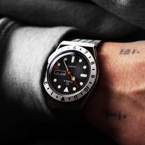 Мужские наручные часы TIMEX Q TX2V00100 купить по цене 8609 грн на сайте - THEWATCH