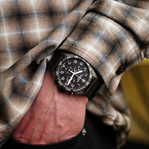 Чоловічий годинник VICTORINOX SWISS ARMY FIELDFORCE V241926.1 купити за ціною 33377 грн на сайті - THEWATCH