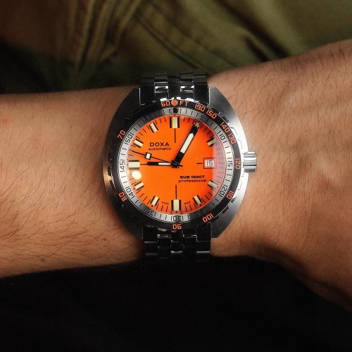 Чоловічий годинник DOXA SUB 1500T PROFESSIONAL 883.10.351.10 купити за ціною 129100 грн на сайті - THEWATCH