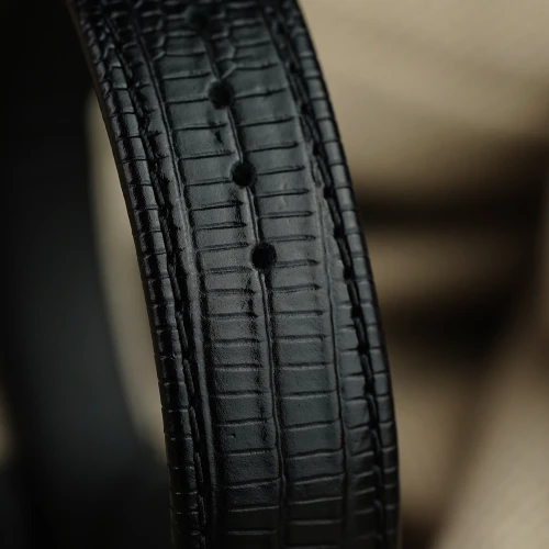 Жіночий годинник HAMILTON VENTURA QUARTZ H24411732 купити за ціною 52450 грн на сайті - THEWATCH