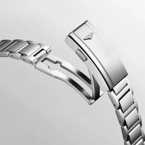 Чоловічий годинник LONGINES HYDROCONQUEST GMT L3.890.4.56.6 купити за ціною 174460 грн на сайті - THEWATCH