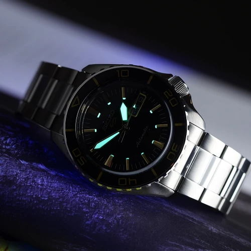 Чоловічий годинник SEIKO 5 SPORTS SRPK97K1 купити за ціною 19700 грн на сайті - THEWATCH