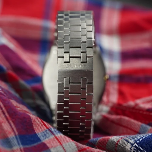 Чоловічий годинник GUCCI 25H 38 MM YA163405 купити за ціною 115240 грн на сайті - THEWATCH