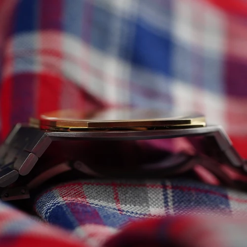 Чоловічий годинник GUCCI 25H 38 MM YA163405 купити за ціною 115240 грн на сайті - THEWATCH